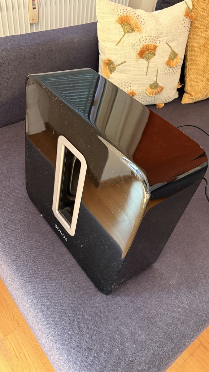 Sonos Haut-parleurs: Sonos SUB Gen 2 – D'occasion à Thun par Schilthorn 2