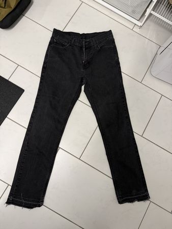 Jeans Levi Strauss 541 schwarz W30 L32 getragener Zustand