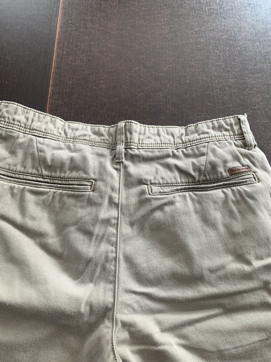 Jack & Jones Hosen: Short Jack&Jones taille S – Gebraucht aus Domdidier von qatar1973 2