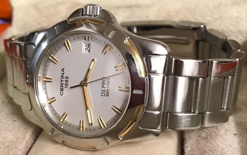 Montre Certina DS Vintage 1888 - Réf. 250.7132.42 - Quartz - Boîtier Acier, Verre Saphir 100M - Neuf Avec étiquettes (années 90)