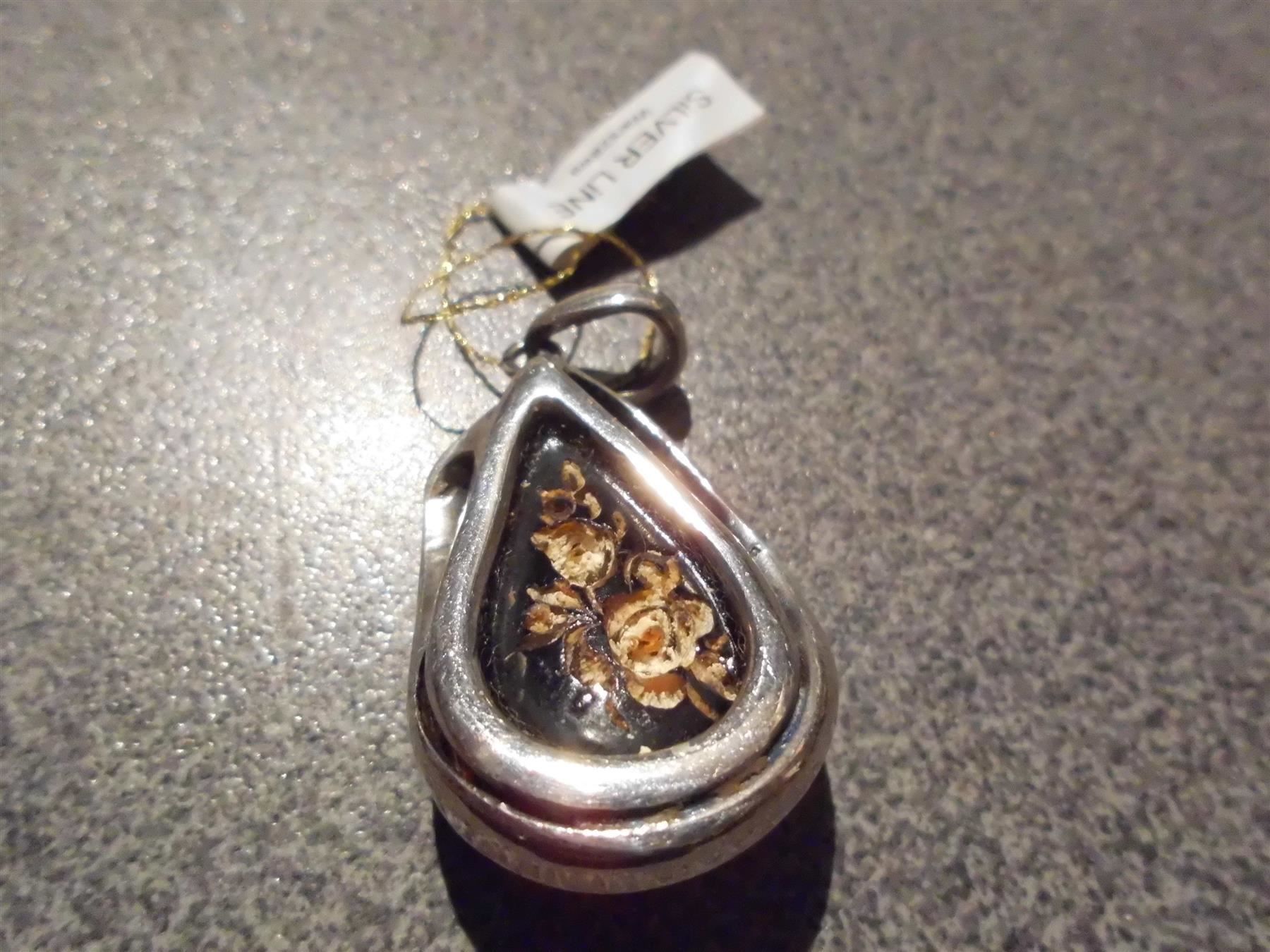 Pendentifs: Anhänger orange Blume, Silver Line Warsz – D'occasion à Zürich par abraxas1291 1