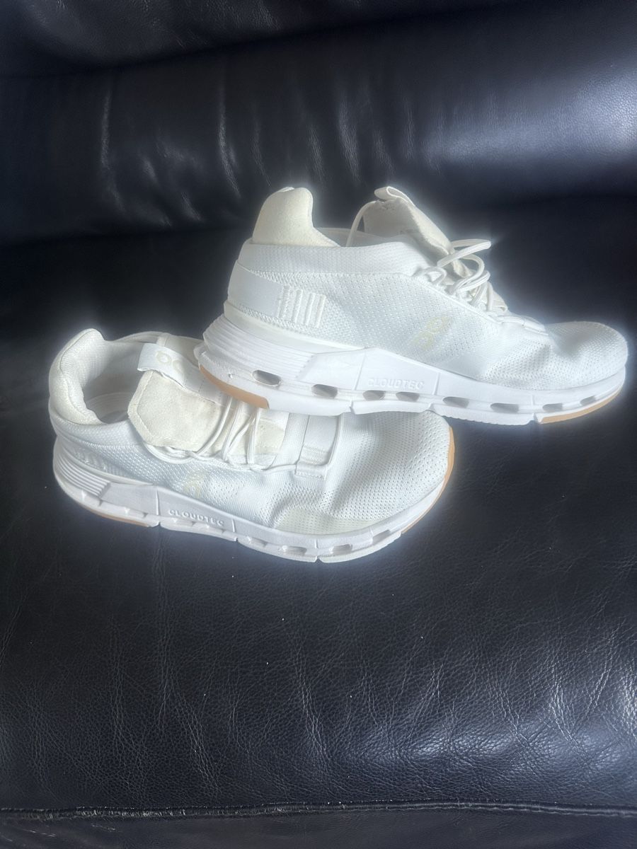 On Herrenschuhe: On Cloudnova undyed Weiss sneaker gr.43 – Gebraucht aus Oberwil BL von Nileferd