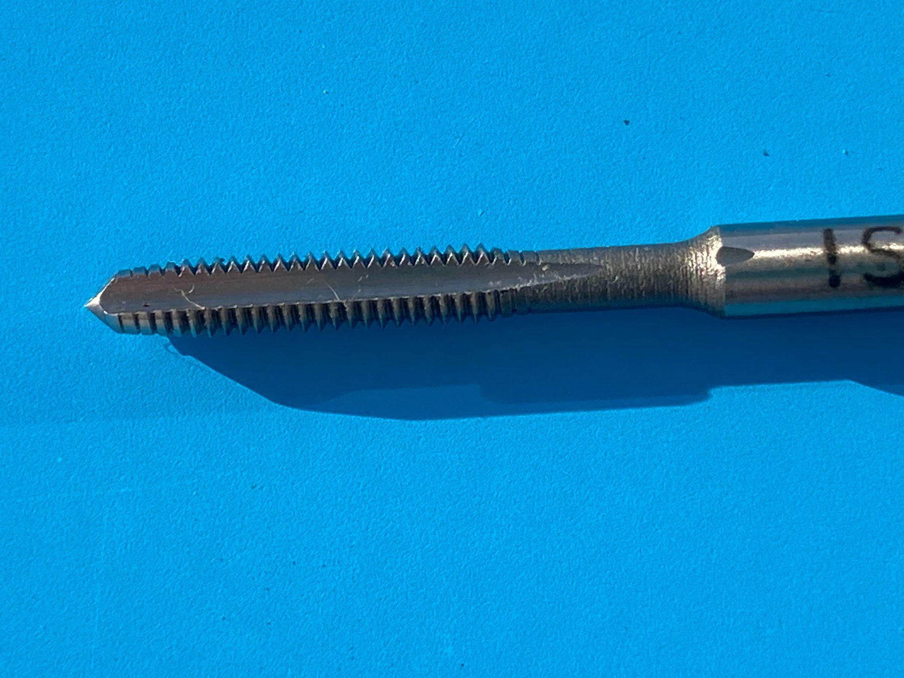 Reishauer Tutti gli attrezzi: REISHAUER HANDGEWINDESCHNEIDER  ISO M3 6H     neu – Nuovo e nell'imballaggio originale da Subingen venduto da ArtBead 2