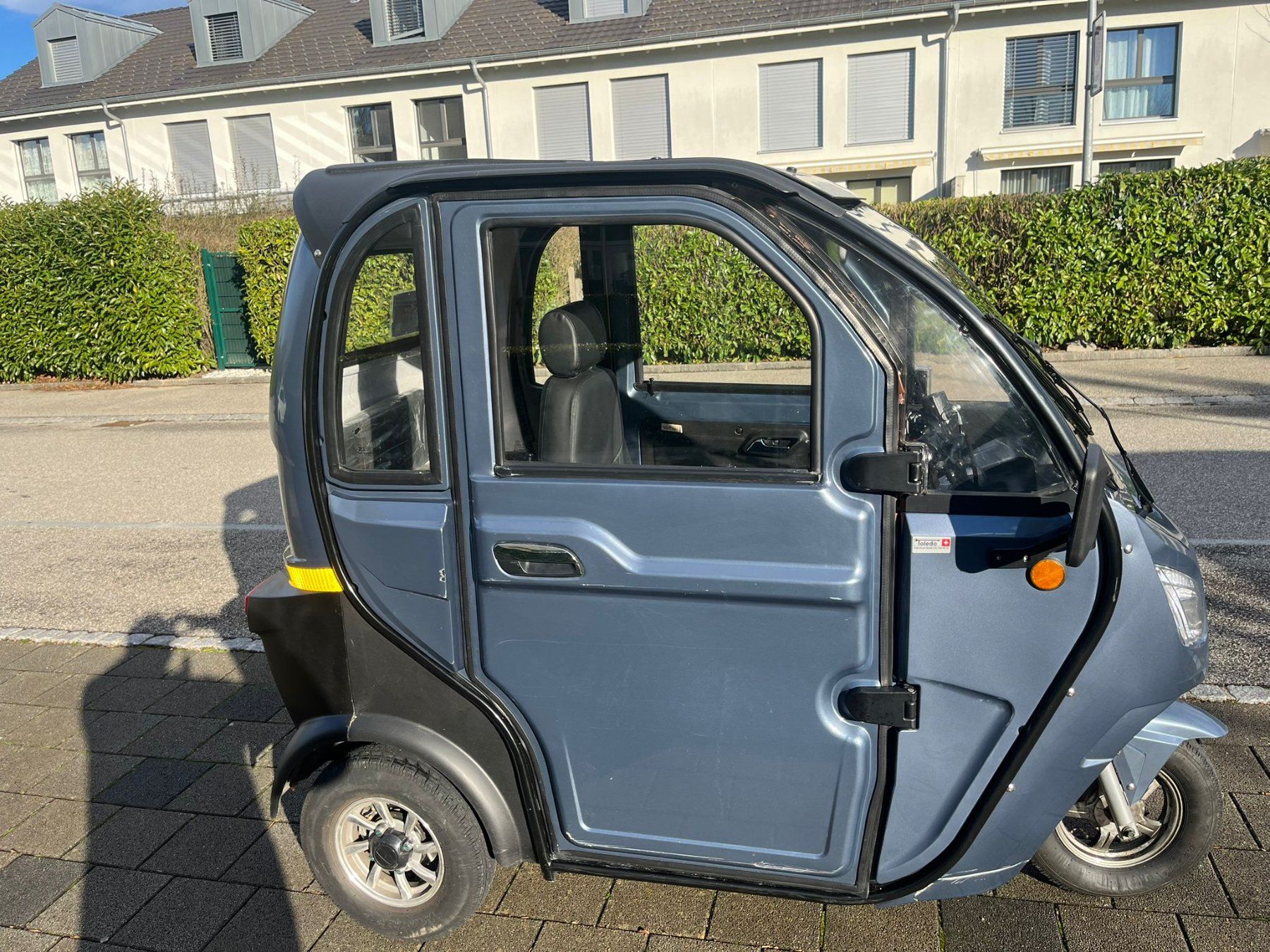 Veicoli elettrici: TukTuk Elektro Occasions Dreirad – Usato da Bünzen venduto da Turbolino5 6
