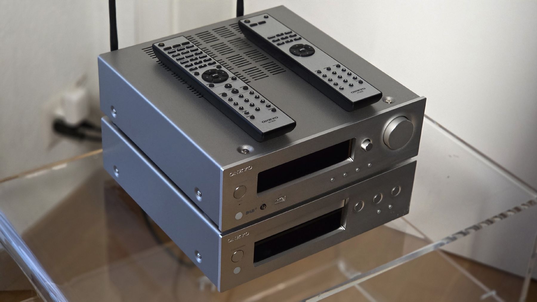 Onkyo Lettore multimediale & Streamer: Onkyo PHA-1075 Silber – Usato da Grosshöchstetten venduto da preisvoyeur 1