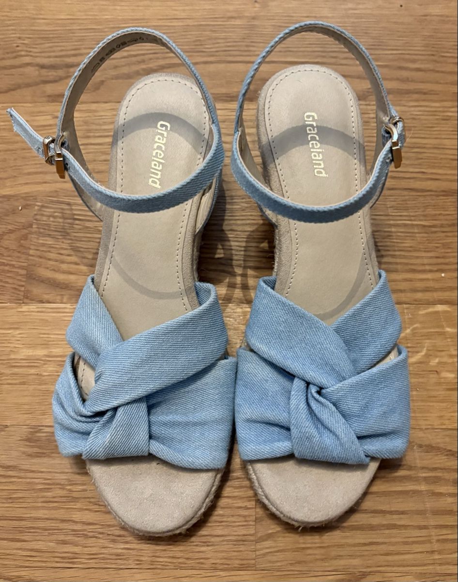Graceland Scarpe per ragazze: Keilabsatz Sandalen Graceland Gr. 36 – Usato da Staffelbach venduto da rc-larossa