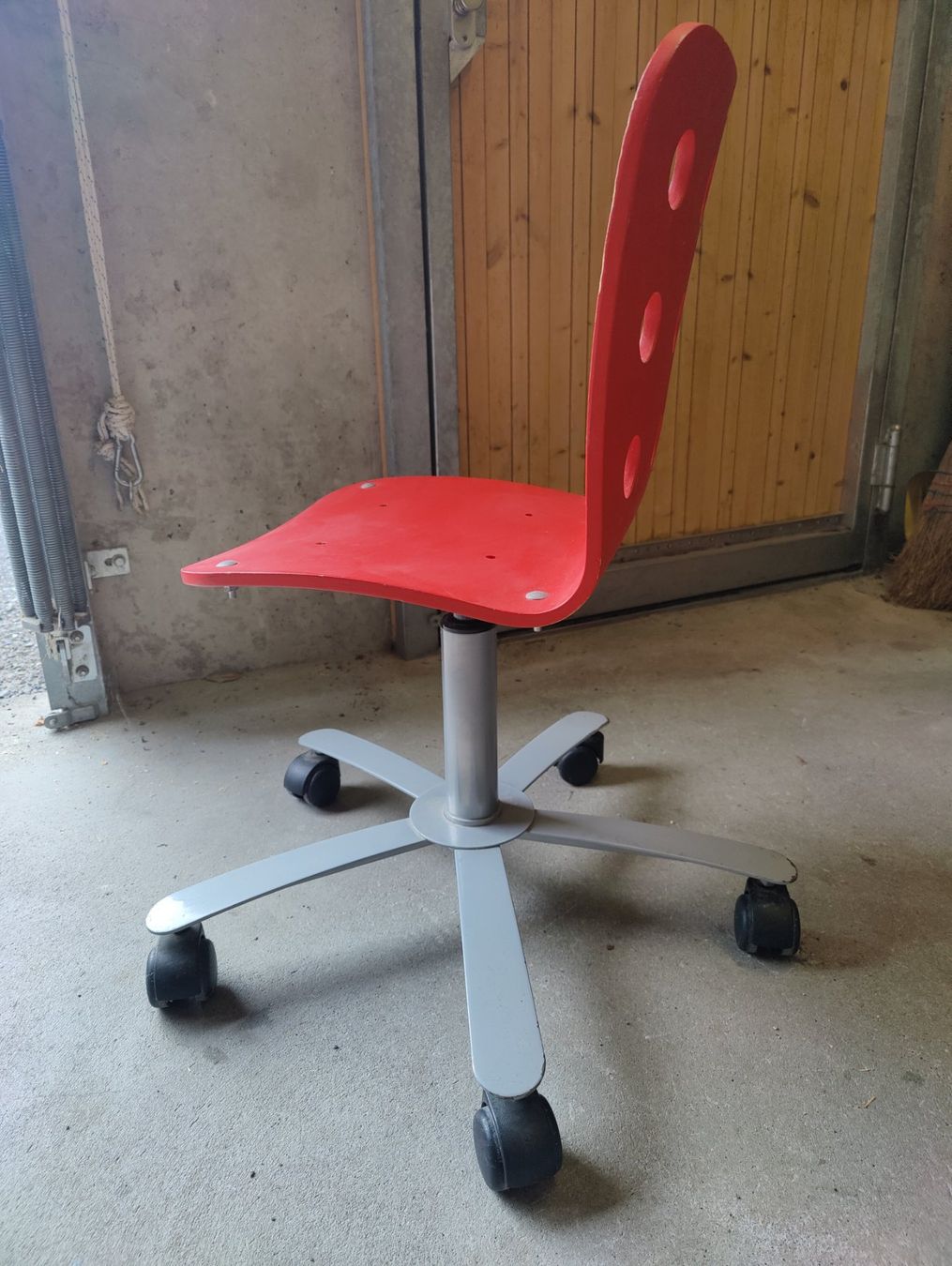 Ikea Sedie: Drehstuhl Kinder IKEA – Usato da Frauenfeld venduto da Mooskau 1