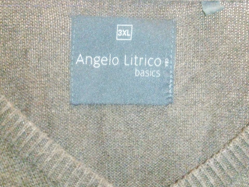 Maglioni & Felpe: Pullover mit V-Ausschnitt  Marke:  Angelo Litrico basics – Usato da Zürich venduto da Mitzi6 2