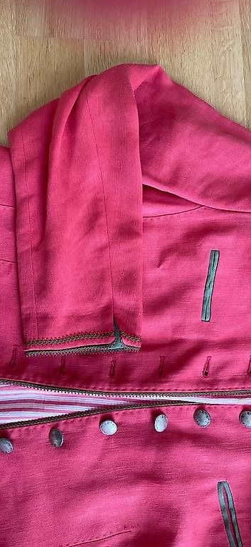 Cappotti: Wunderschöner Designermantel - Korall - Gr. 42 – Usato da Schliern b. Köniz venduto da tezi 2