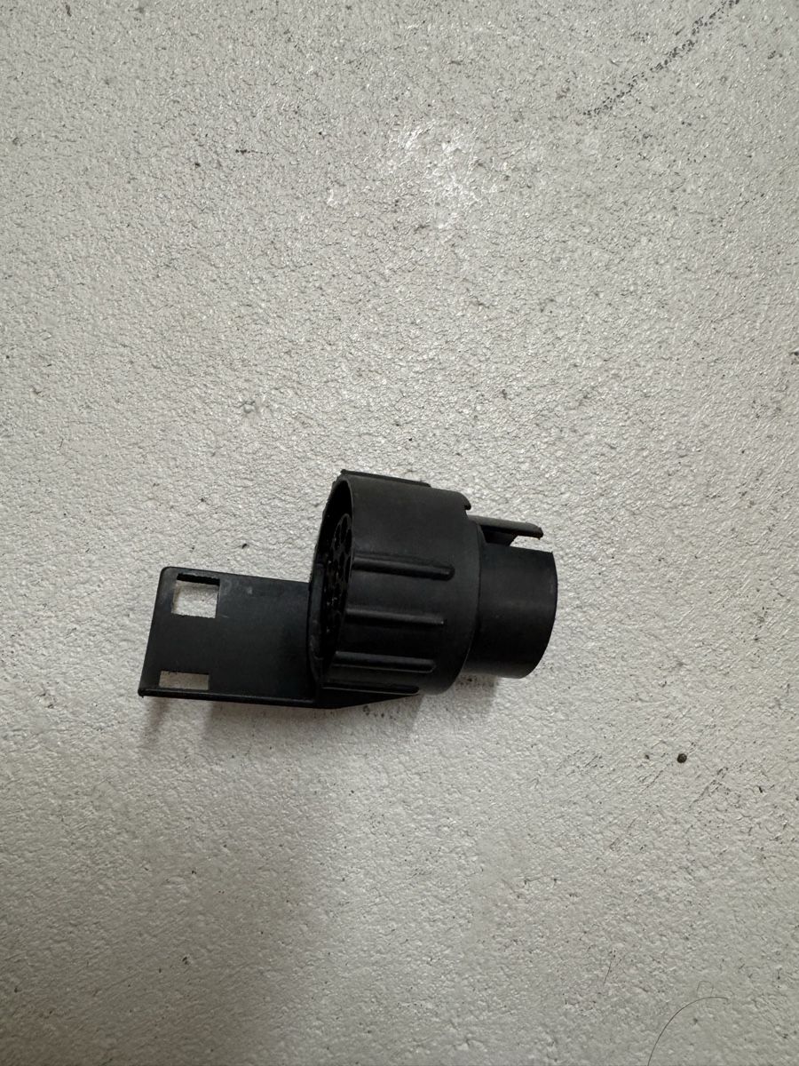 Unità & Adattatore: Thule Adapter 9906 – Usato da Zürich venduto da Pap7000 2