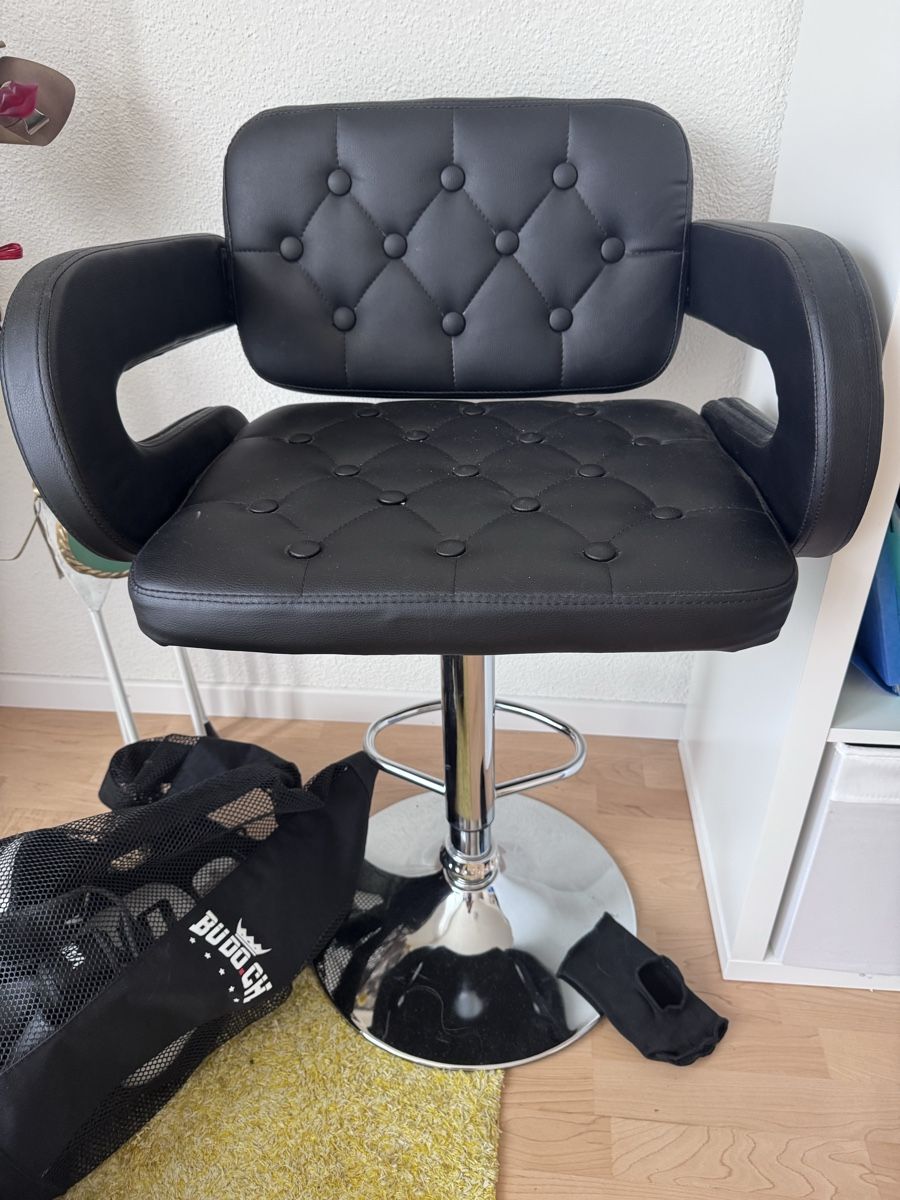 Sgabelli: 2 schwarze Barhocker – Usato da Bülach venduto da sab_2h6y 1