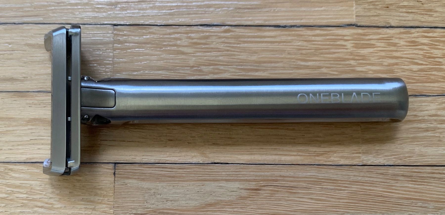 Rasoirs & Lames de rasage: Oneblade Genesis Rasierer – D'occasion à Rüti ZH par Mazsola777 2