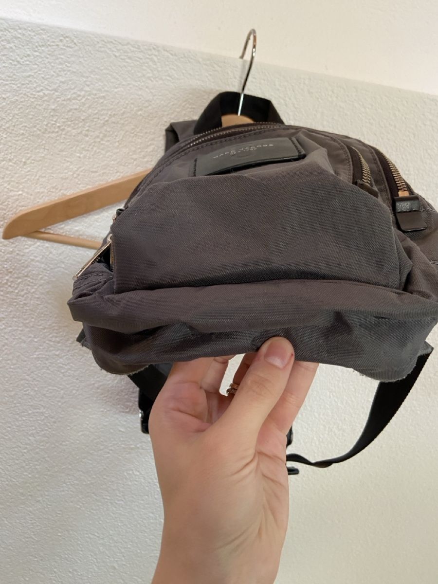 Marc Jacobs Zaini: Marc Jacobs Mini Backpack Charcoal Nylon Rucksack – Usato da Münchenstein venduto da B771 3