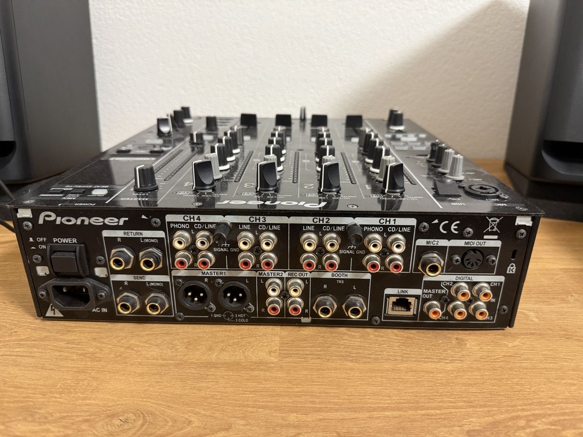 Pioneer Console di mixaggio: DJM 900NXS – Usato da Boudry venduto da jas_925c 2