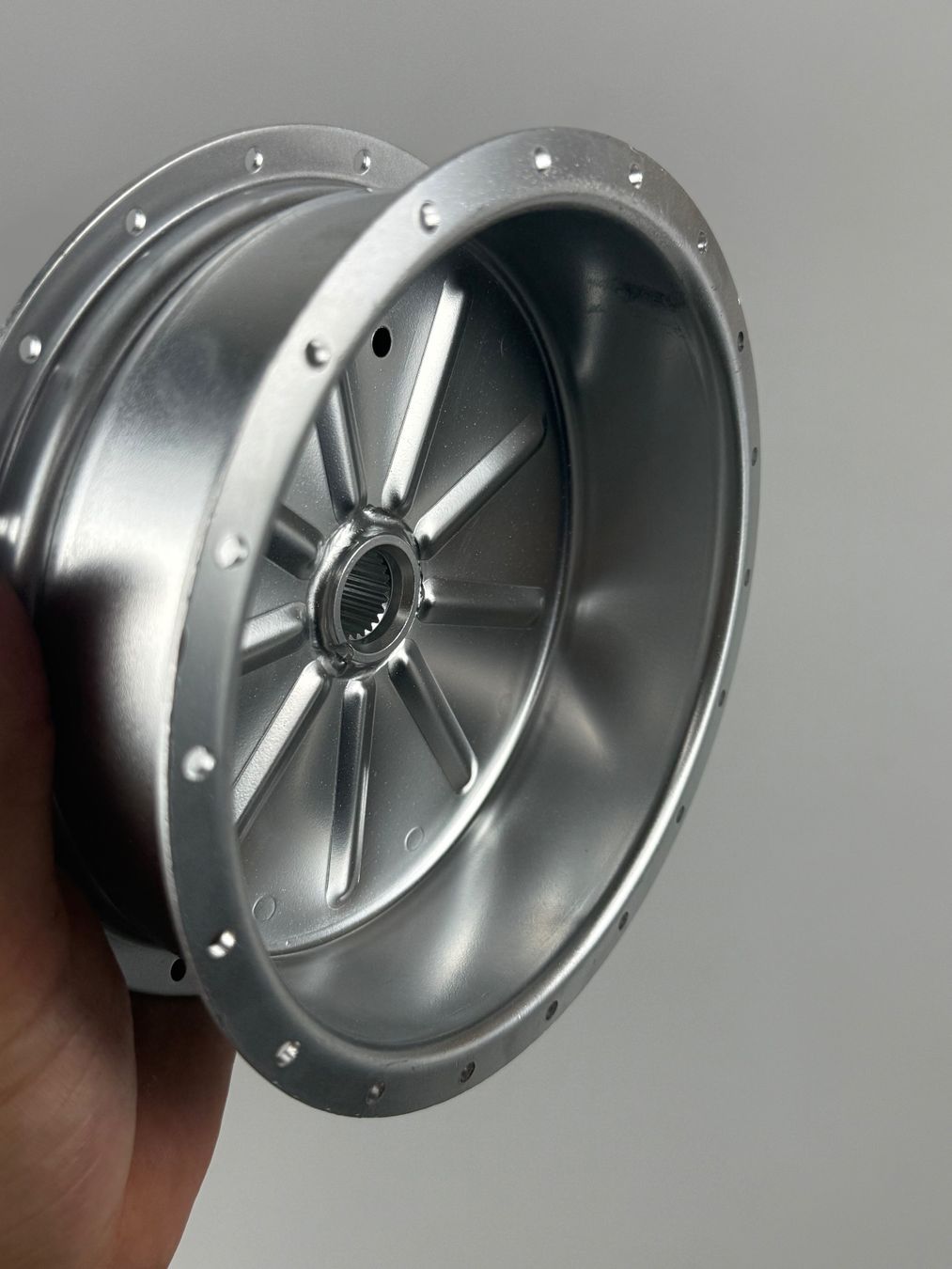 Piaggio Ciclomotori: Nabe Speichenfelge hinten Piaggio Ciao neu – Nuovo e nell'imballaggio originale da Hallau venduto da mofaplus 4