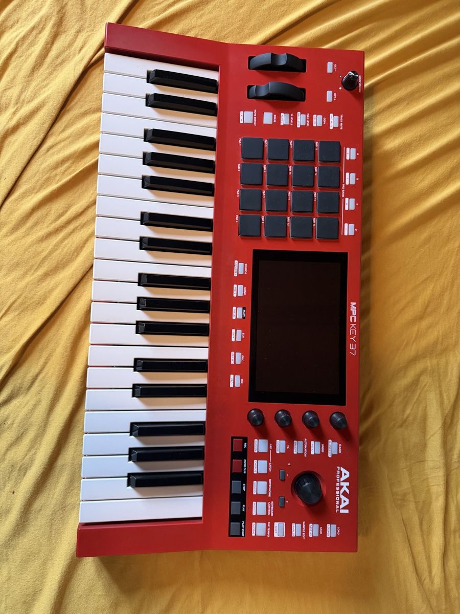 Akai Musikinstrumente: AKAI MPC KEY 37 – Gebraucht aus Gelterfingen von celli05 3