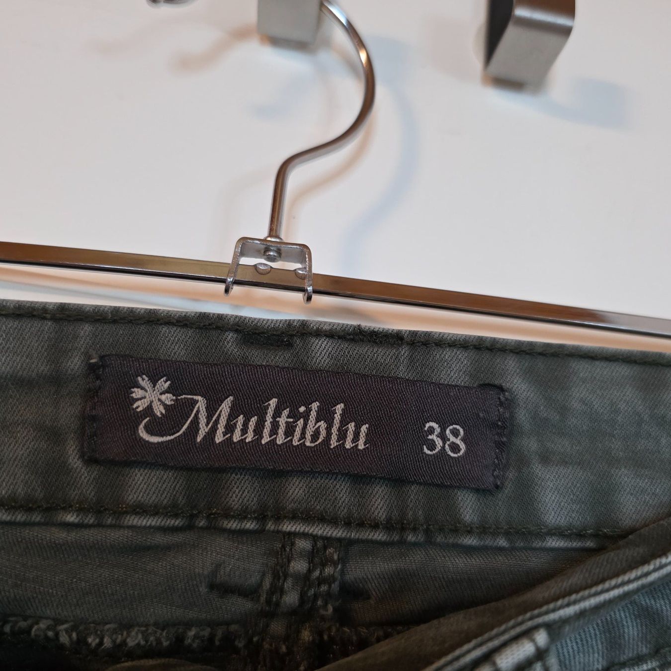 Jeans: Multiblu Jeans mit Nieten olive Gr. 38 – Usato da Wald ZH venduto da CapLux 7