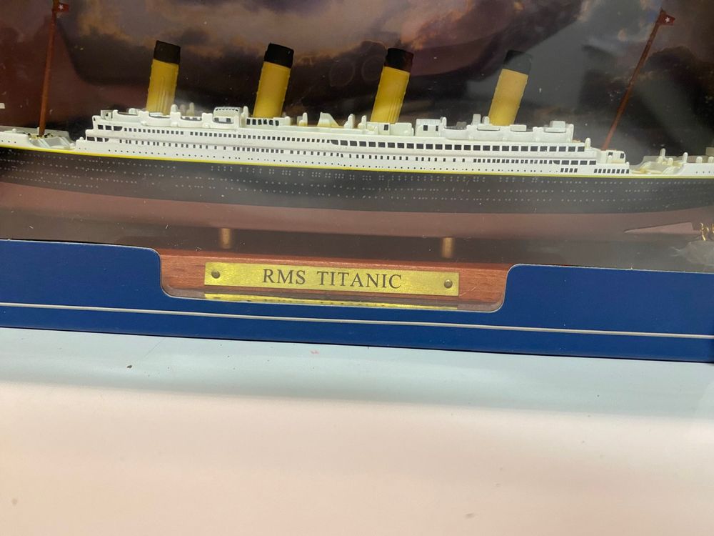 Transatlantische voering 1/1250 SS FRANKRIJK - NP03