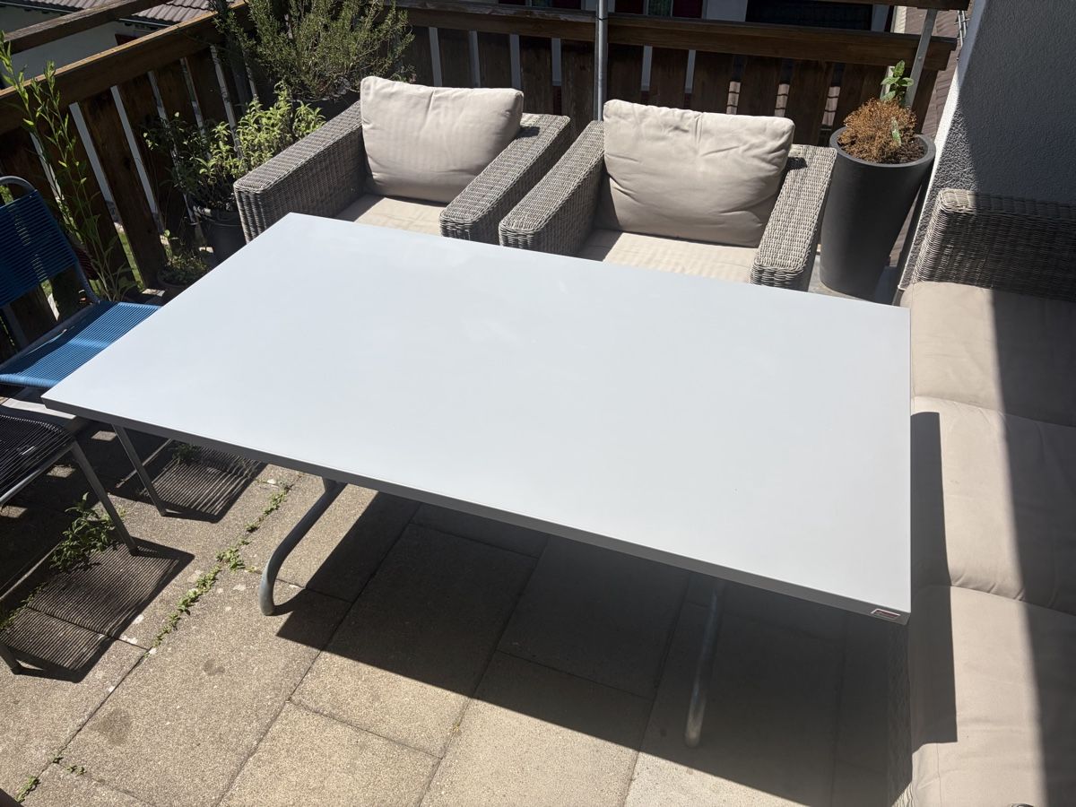 Schaffner Tables: Schaffner Gartentisch Blechtisch Esstisch Tisch – D'occasion à Freienstein par Zippi007