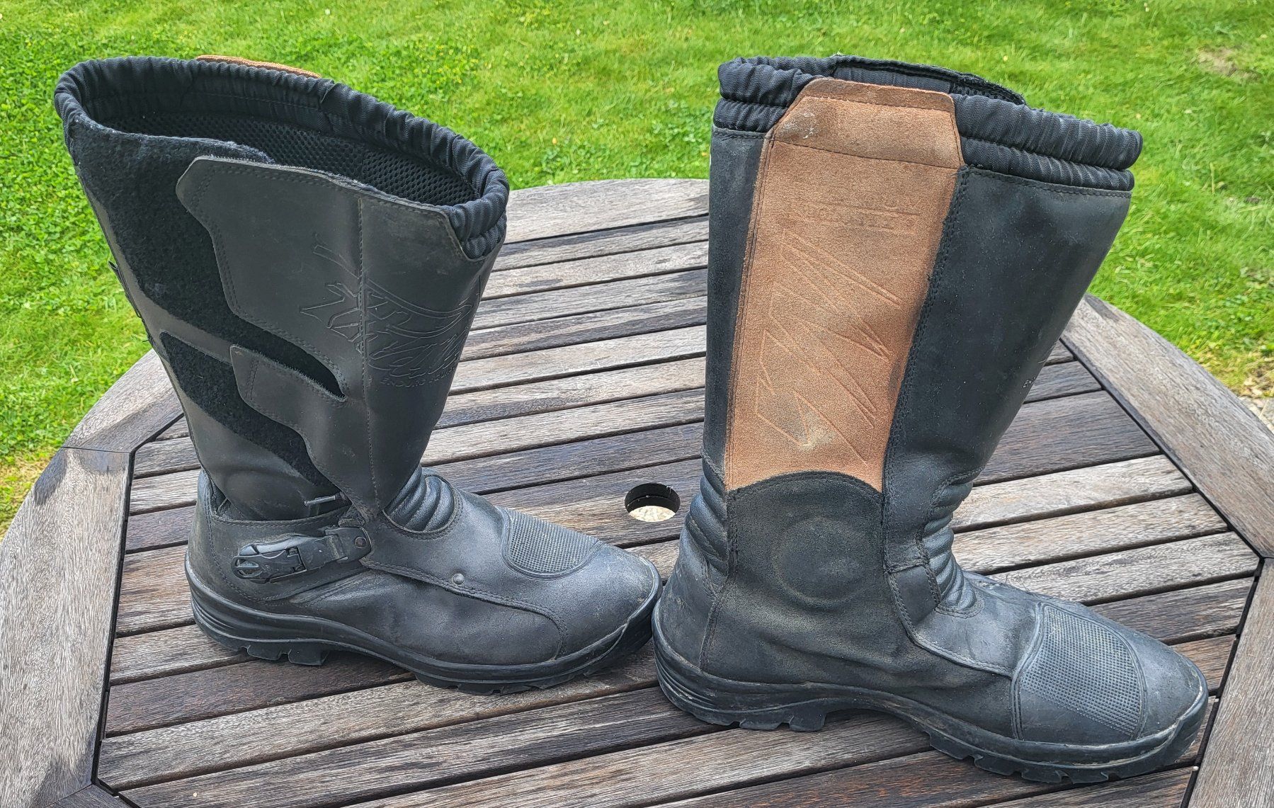 Scarpe da uomo: Bottes de moto – Usato da Corserey venduto da ded_7fys
