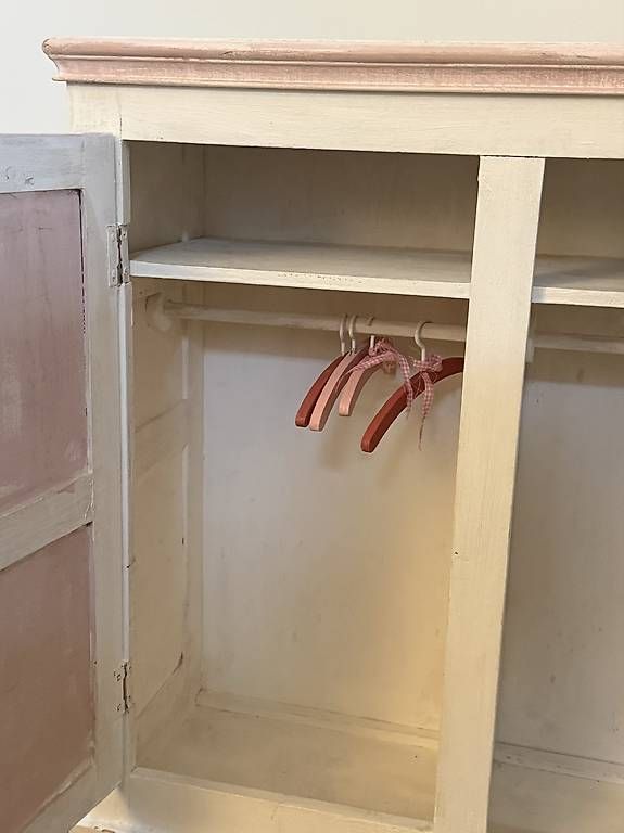 Schränke: Shabby Chic Kindermöbel / Schrank – Gebraucht aus Kriens von Syka76 2