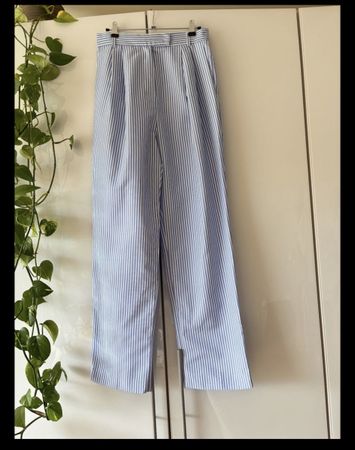 Gestreifte Sommerhose Gr. M von The Frankie Shop 100% Baumwo