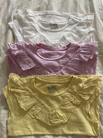 Lot de t-shirts taille 116
