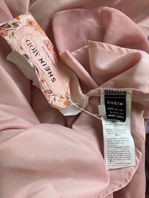 Shein Vestiti: Robe rose SHEIN, taille L, – Nuovo e nell'imballaggio originale da Marin-Epagnier venduto da rchouchouu 2