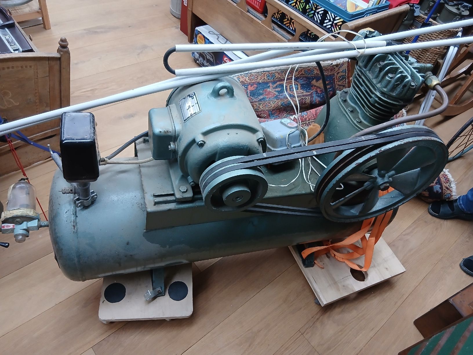 Compressori: Schindler Kompressor – Usato da Adligenswil venduto da karinma 1