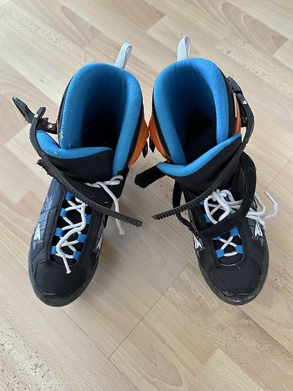Pattini in linea & Pattini a rotelle: Inline-Skates Gr. 36.5-40.5 – Usato da Bolligen venduto da LeoOscar2 1
