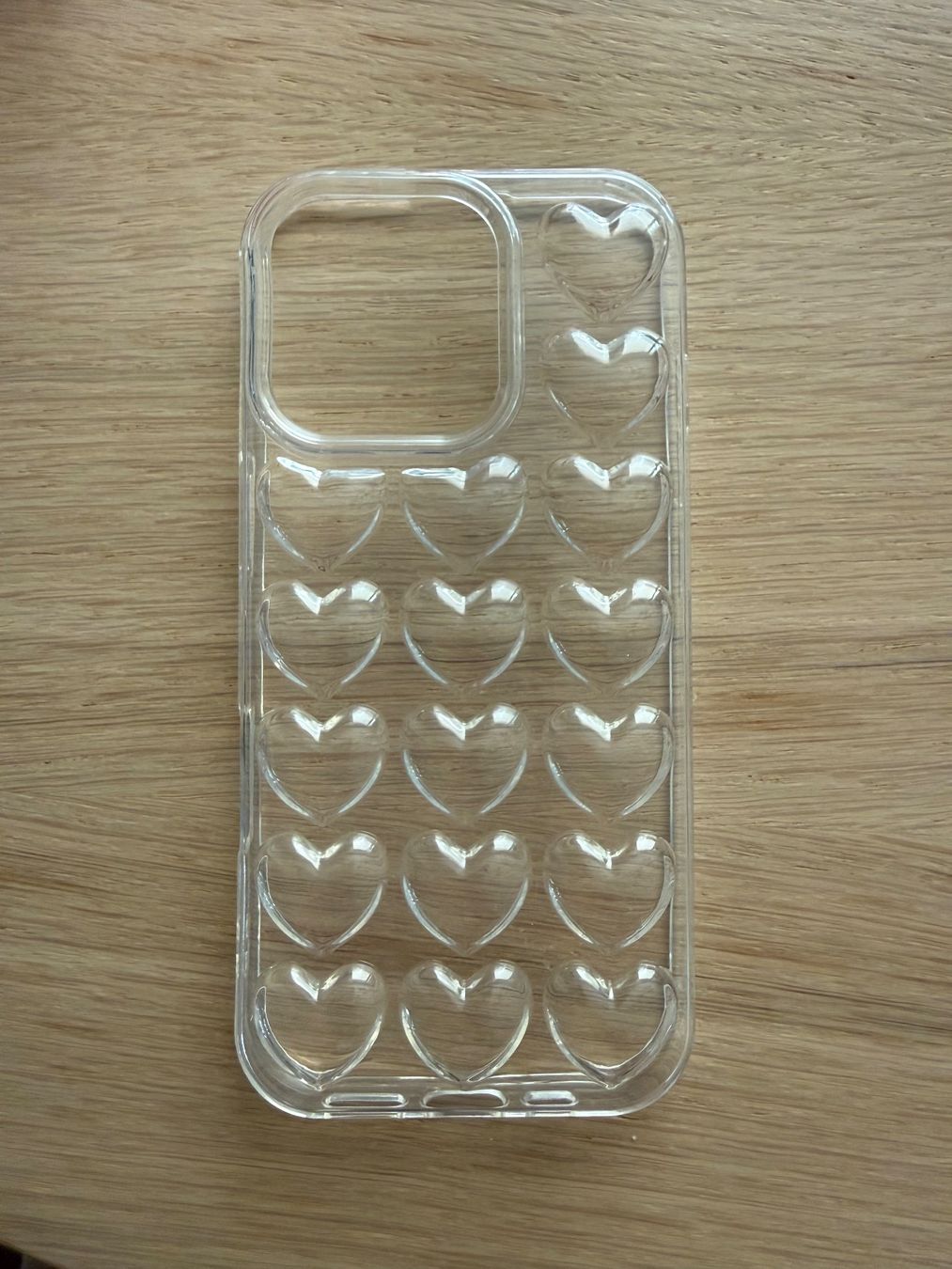 Coques & Protection écran: Iphone 16 pro case – Neuf (Voir description) à Winterthur par vik_9ws6