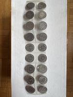 Lot de 18 pièces suisses 20 Rappen Helvetia 1883-1933