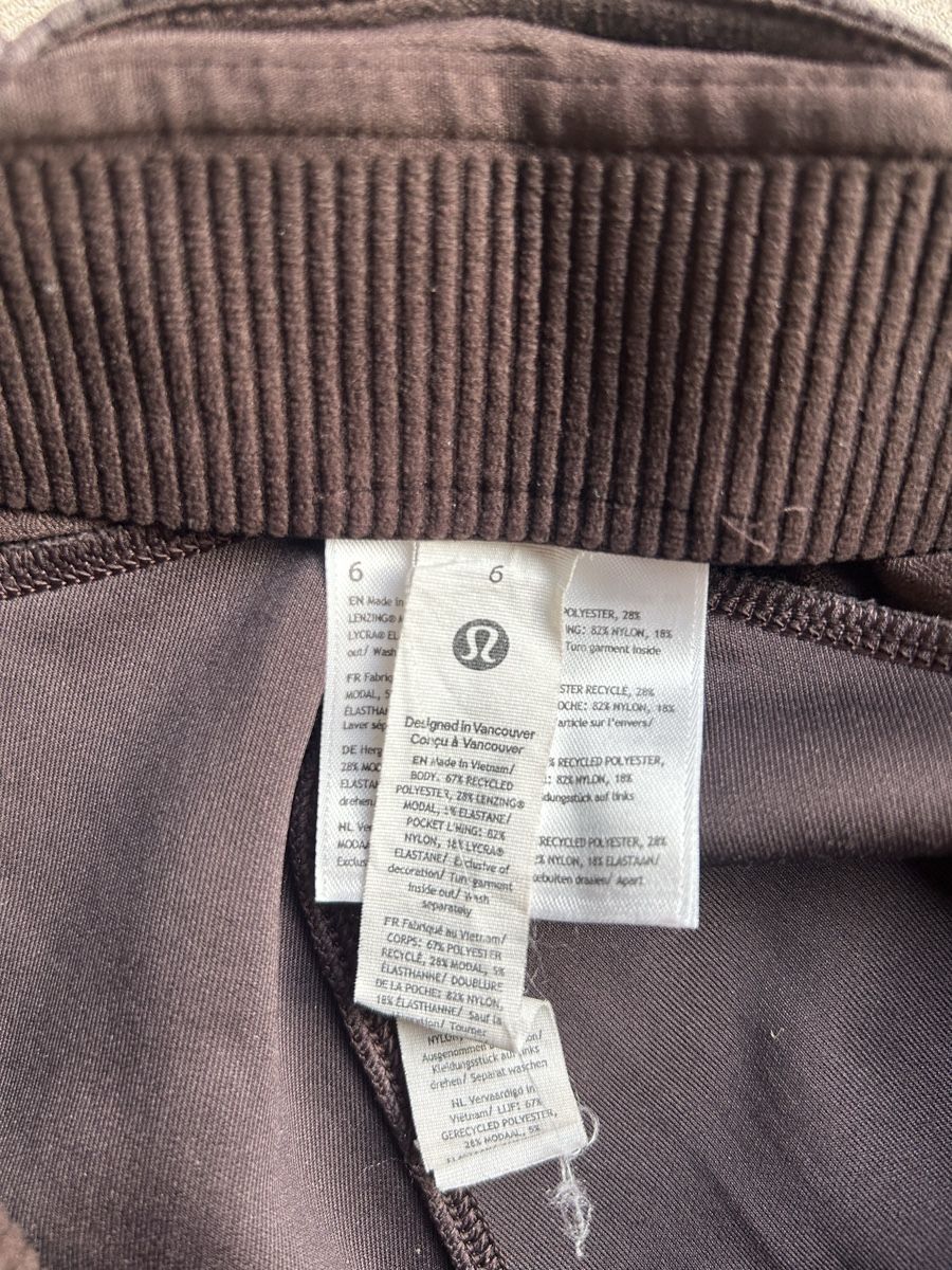 Lululemon Hosen: Lululemon Softstreme cropped – Gebraucht aus Herrliberg von sof_rk7l 2