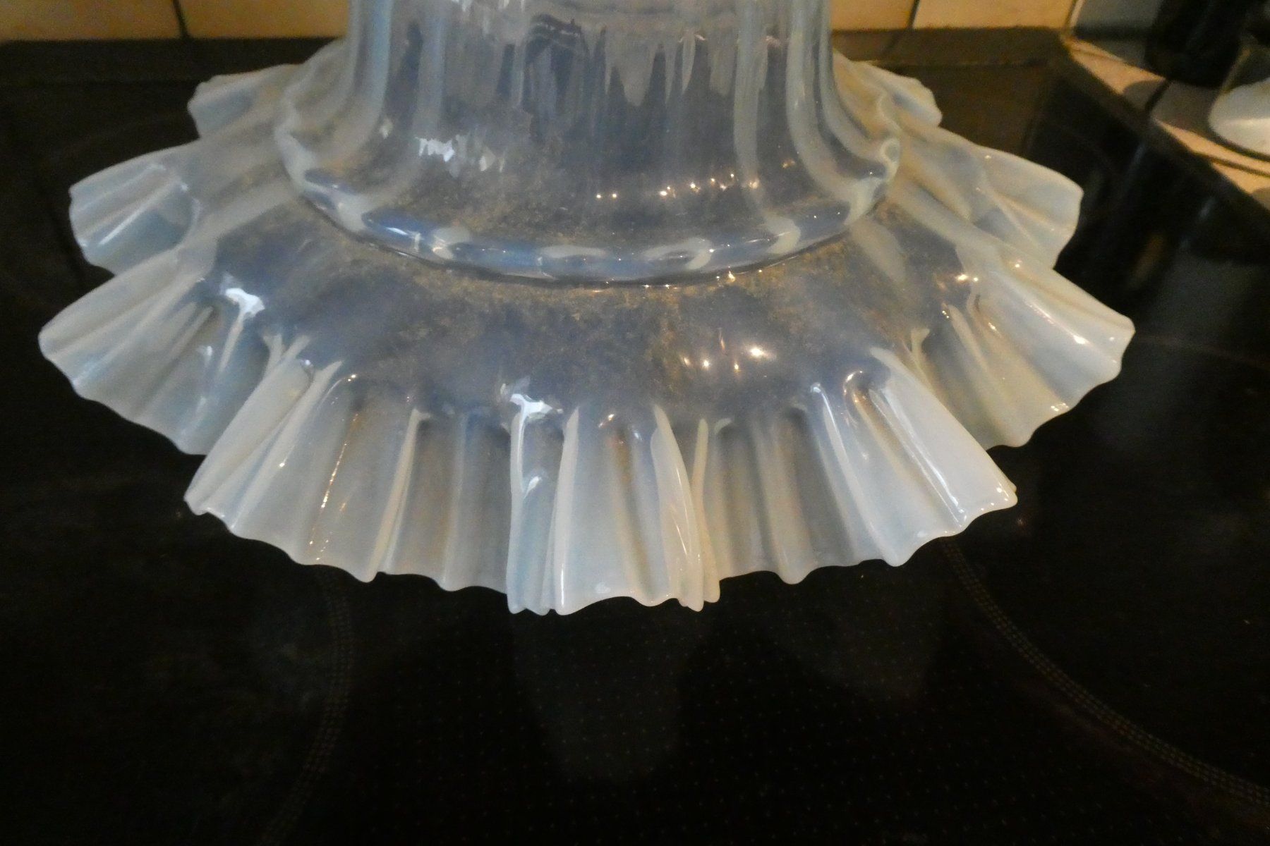 Lampade: Grande verre opalin pour lampe – Usato da Fontaines NE venduto da monloisir 2