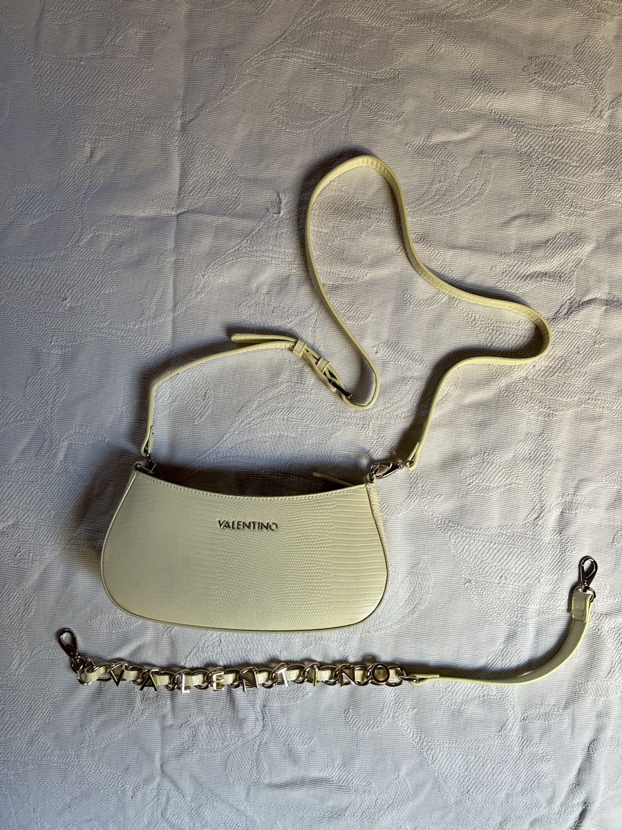 Valentino Sacs femmes: Valentino Small Bag – D'occasion à Gempenach par amdor