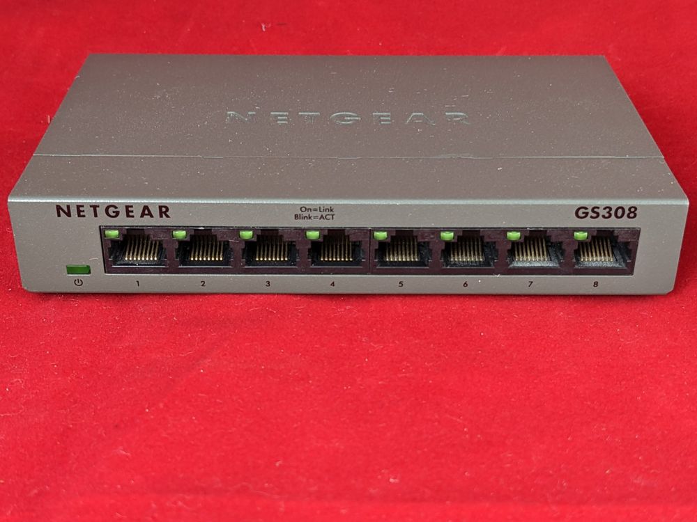 NETGEAR 8Port Gigabit Unmanaged Switch (GS308 v2) Kaufen