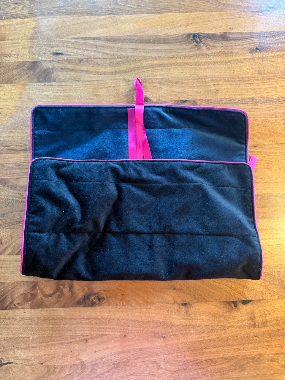 Dyson Borse: Dyson velvet travel bag – Usato da Zürich venduto da futurmutur 3