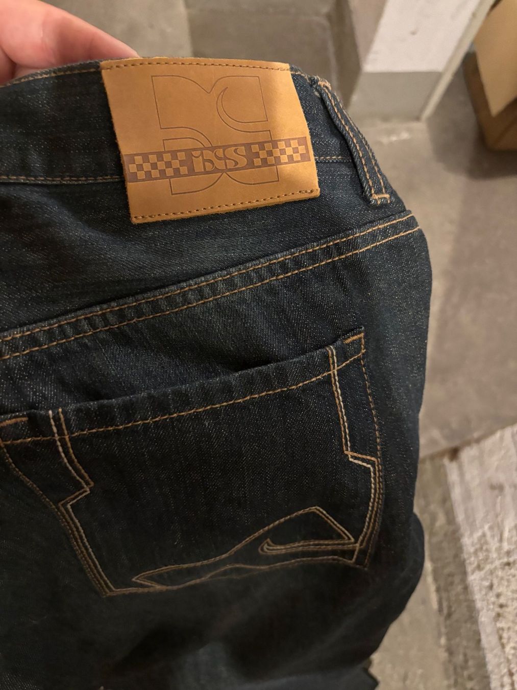 Jeans: Motorrad Hosen / Jeans / mit Schoner – Usato da Basel venduto da winz4402 4