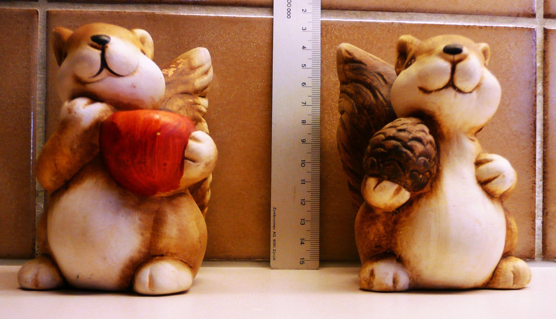 Statuette: 2 Eichhörnchen aus Ton (?); ca. 11 cm – Usato da Zürich venduto da zuerich00 4