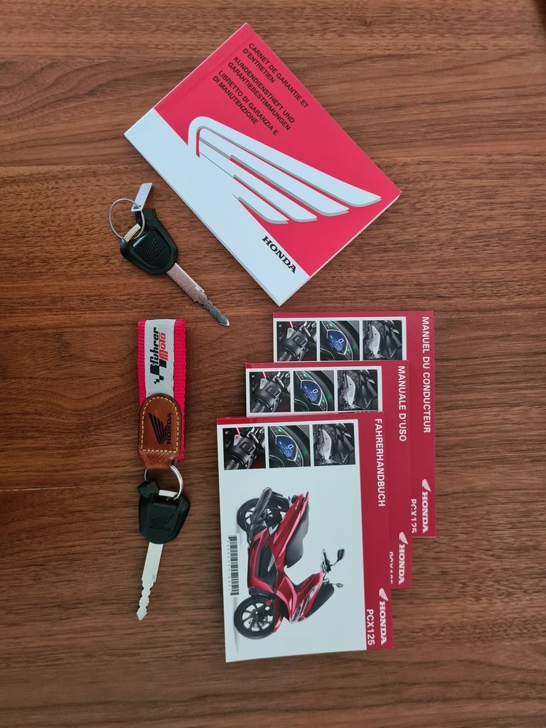 Honda Scooters: Honda PCX 125  Stop+Go Grau Schwarz – Gebraucht aus Zürich von LOMOFY 3