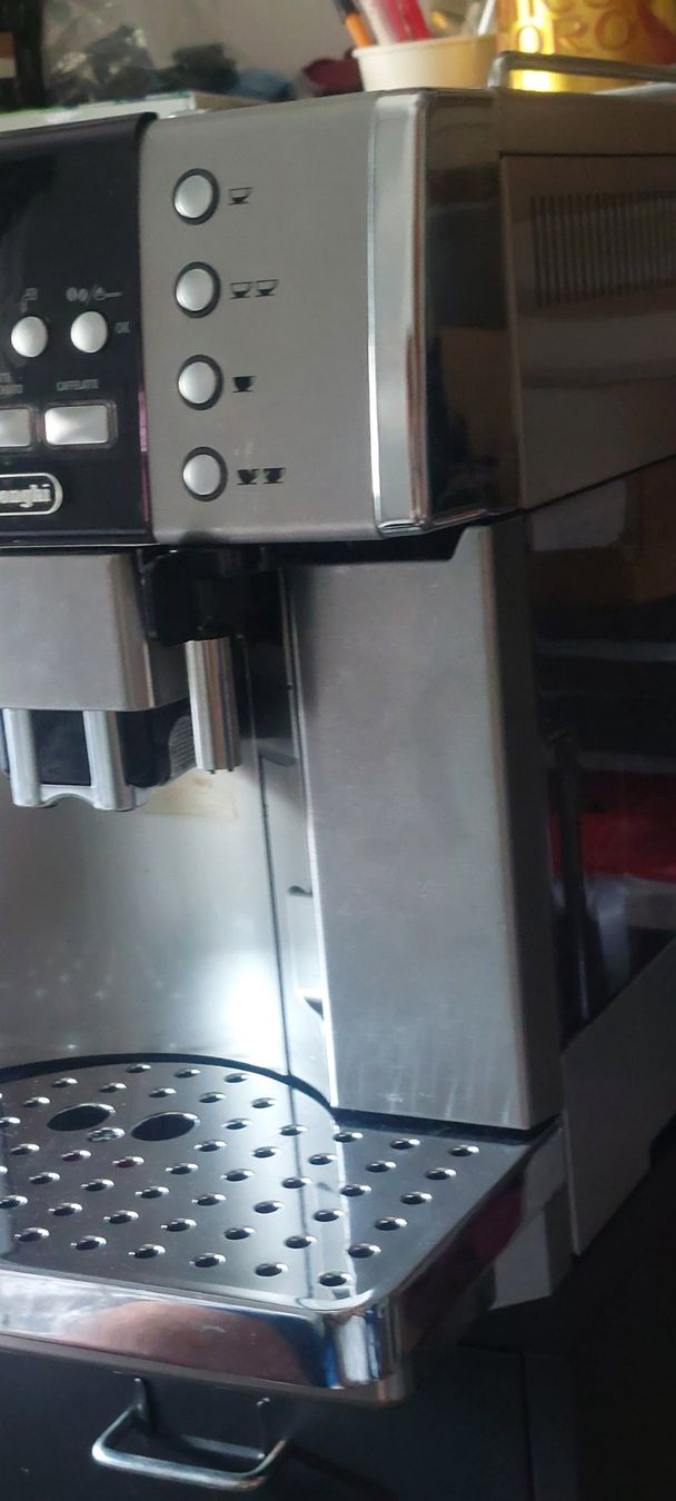 De'Longhi Macchine per caffè & Macchine per espresso: Machine café delonghi esam6600 défectueuse+ infuseur neuf – Difettoso da Rolle venduto da mro_5nyk 5