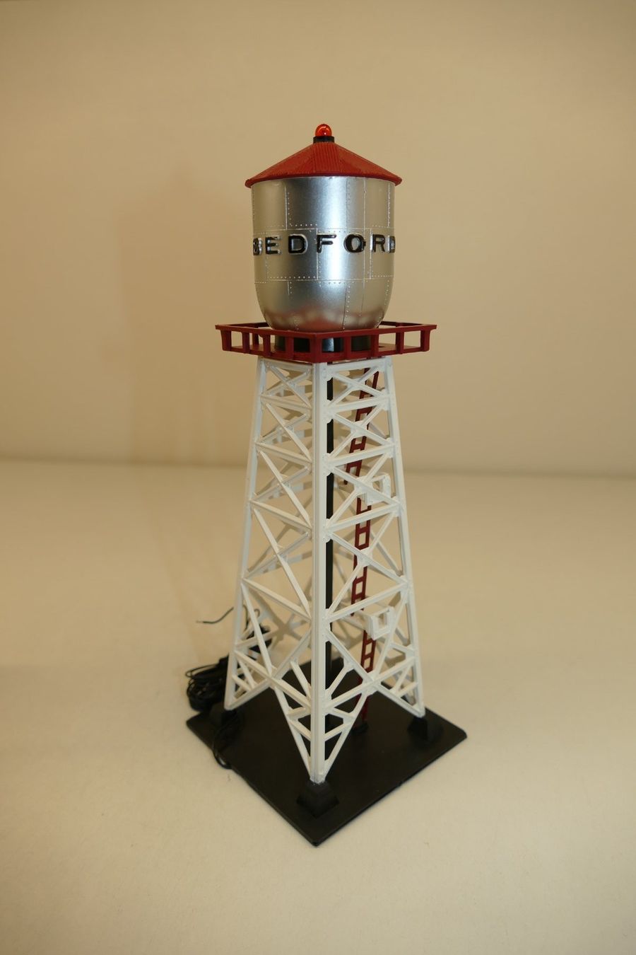 Modellini di ferrovie: Life-Like H0: US Flashing Light Storage Tank – Nuovo e nell'imballaggio originale da Niederhasli venduto da rail-duerst 1