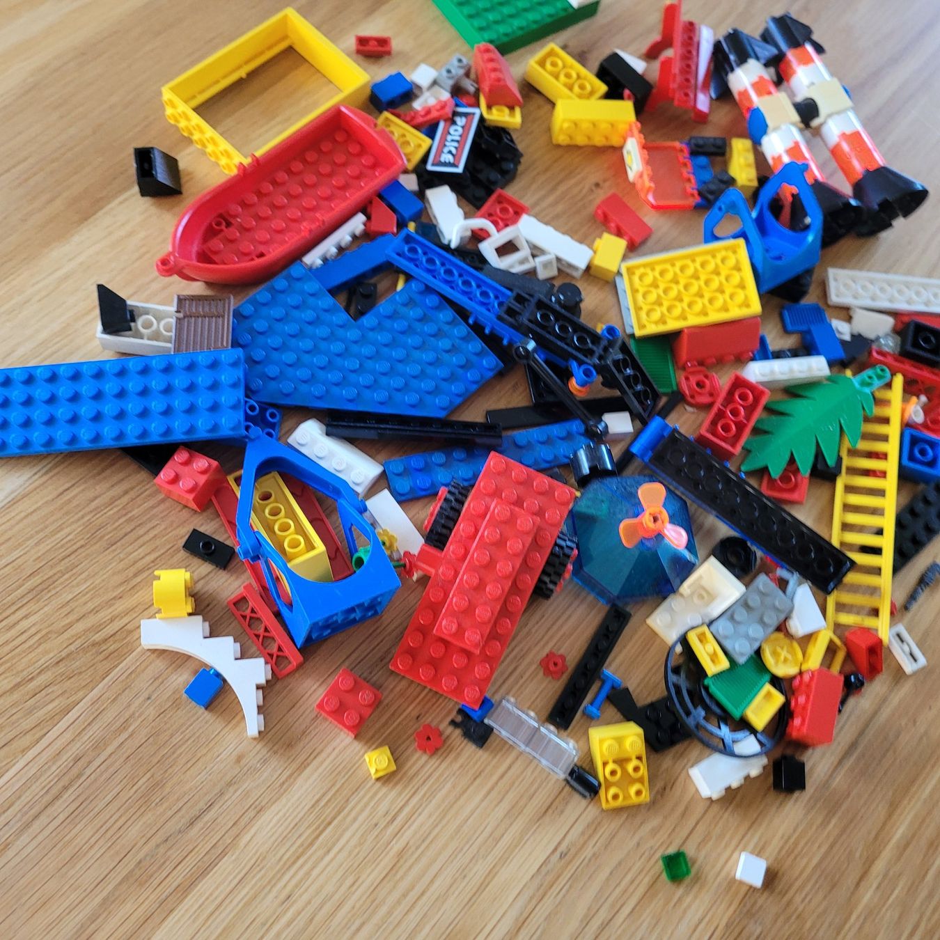 Lego Kit di costruzioni: Lot de LEGO 347grammes – Usato da Biel/Bienne venduto da Destockweb 1
