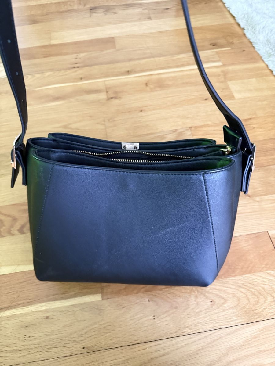 Sacs femmes: Schultertasche – D'occasion à Winterthur par A_sa1 2