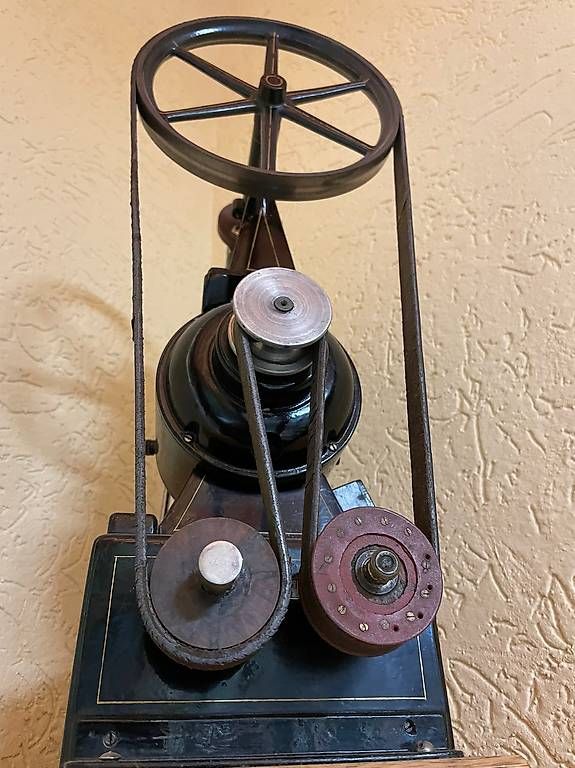 Compressori: Ancien compresseur de dentiste – Usato da Poliez-Pittet venduto da Luckyman59 1