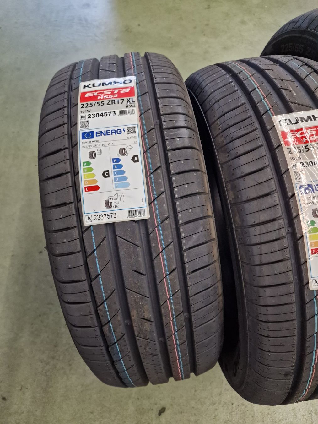 Pneumatici & Ruote complete: 225/55R17 101W KUMHO ECSTA – Nuovo (secondo la descrizione) da Rupperswil venduto da gabri0082 1