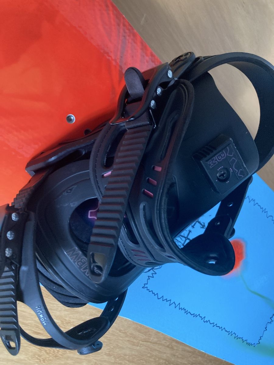 Board: GNU Gloss Snowboard / Bindung - Bereit für den Winter! – Usato da Sempach venduto da wclaudi 3