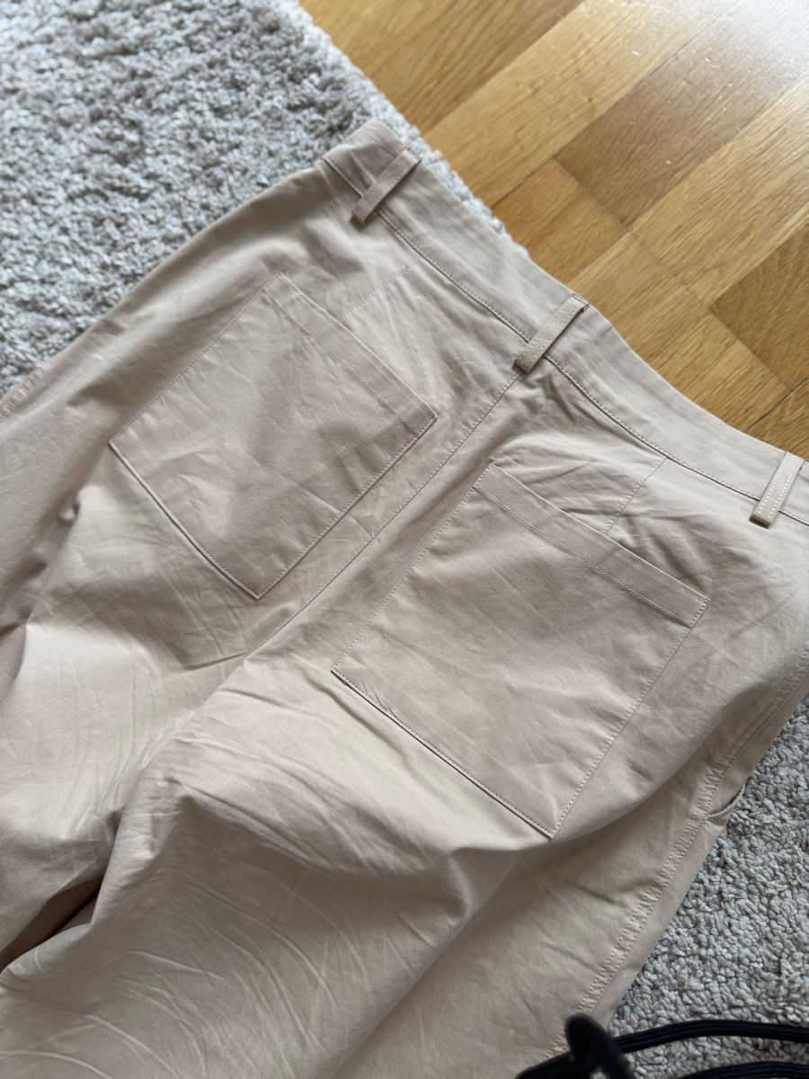 H&M Pantaloni: Light trousers – Usato da Bern venduto da FashionK92 2