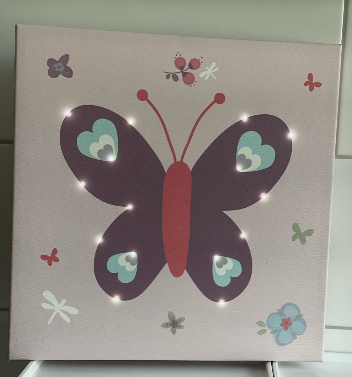 Lampade: Light-up Butterfly Canvas Art for Spring! Great condition. 4 – Nuovo (secondo la descrizione) da Dietikon venduto da ami_zvp7 3