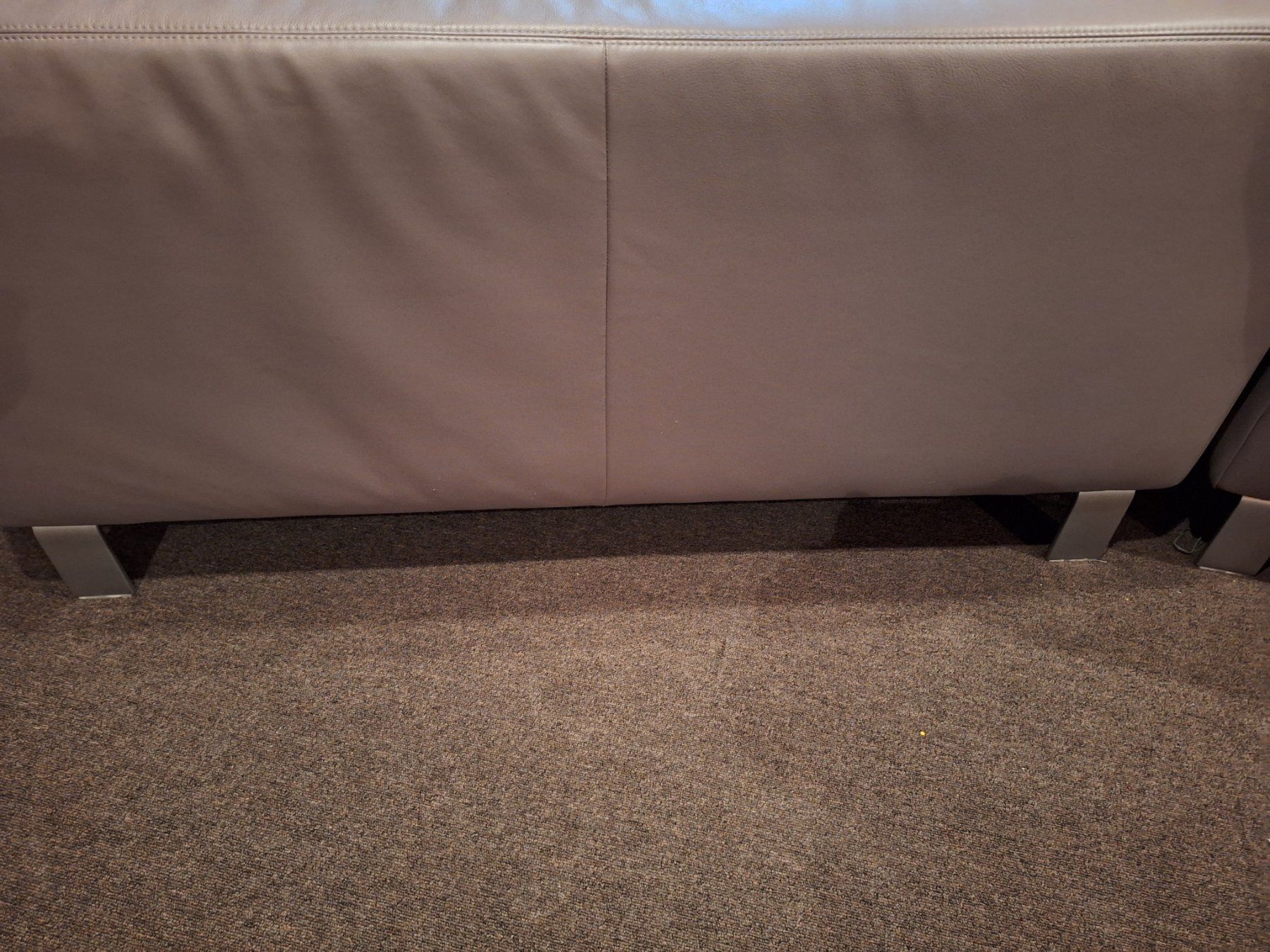 Divani: 2 Stk. Echtleder 2er Sofa – Usato da Wegenstetten venduto da mcfly321 2